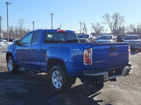 Used 2018 GMC Canyon SLE w/ SLE Convenience Package image 4