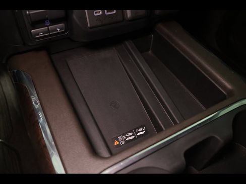 Used 2019 GMC Sierra 1500 Denali w/ Denali Ultimate Package image 18