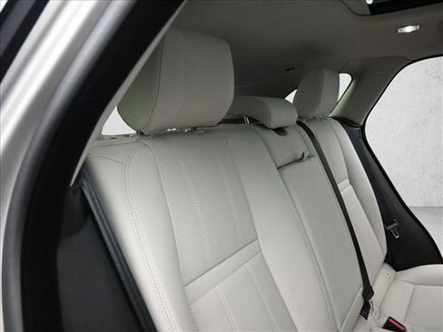 Used 2020 Land Rover Range Rover Velar S image 26