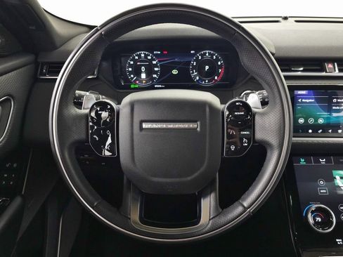 Used 2018 Land Rover Range Rover Velar R-Dynamic SE image 21