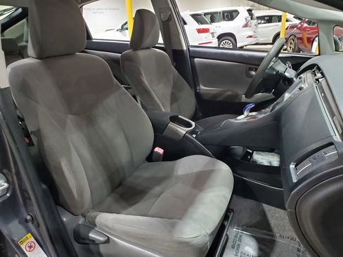 Used 2012 Toyota Prius Prime Base image 14