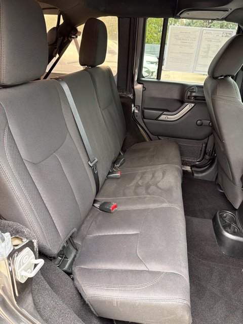 Used 2018 Jeep Wrangler Unlimited Sport AWD/4WD image 13