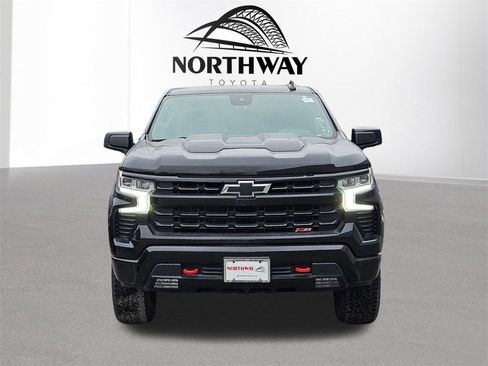Used 2022 Chevrolet Silverado 1500 LT Trail Boss image 9