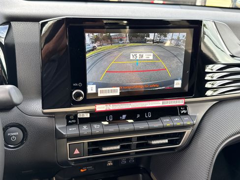 New 2026 Toyota Camry SE w/ Convenience Package FWD image 31