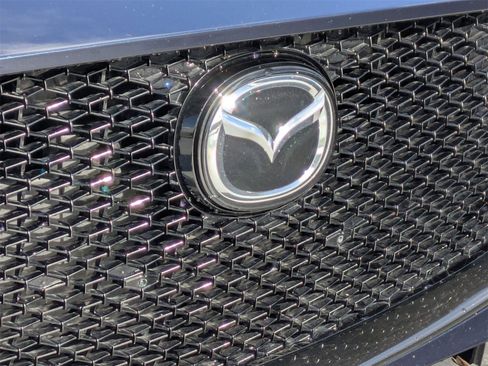 Used 2023 MAZDA MAZDA3 s image 24