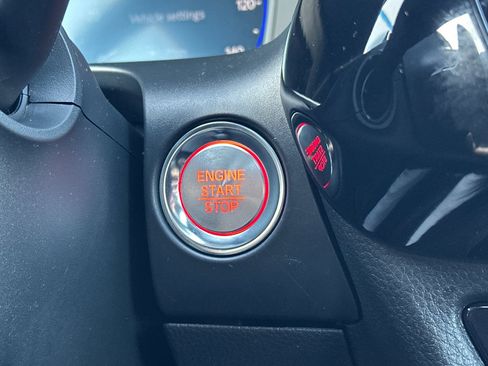 Used 2025 Acura ADX FWD image 25