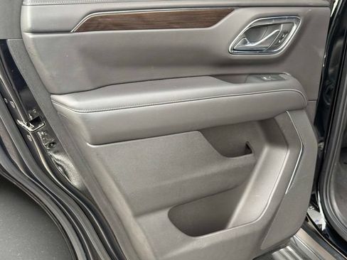 Used 2021 GMC Yukon SLE RWD image 11