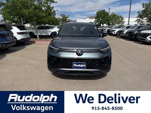 New 2026 Volkswagen Tiguan SE R-Line FWD image 8