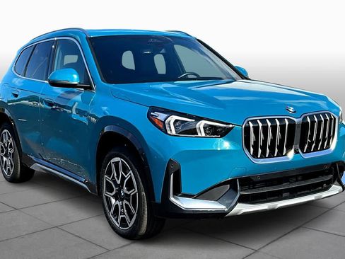 Certified 2025 BMW X1 xDrive28i AWD/4WD image 2