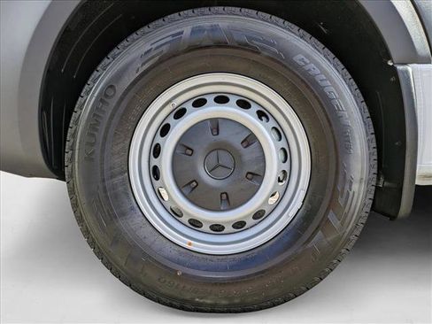 New 2025 Mercedes-Benz Sprinter 2500 image 10