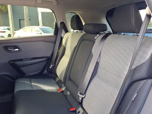 Certified 2023 Nissan Rogue SV image 19