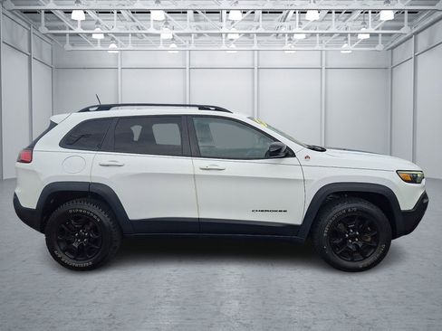 Used 2022 Jeep Cherokee Trailhawk w/ Trailer Tow Group AWD/4WD image 5