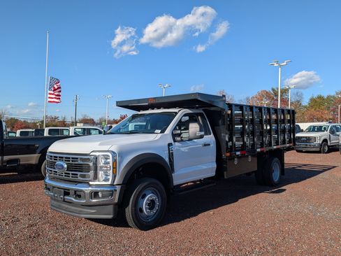 New 2026 Ford F550 4x4 Regular Cab Super Duty image 4