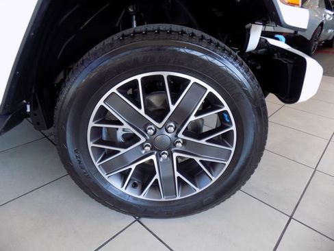 Certified 2023 Jeep Wrangler Unlimited Sahara image 10