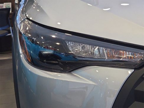 New 2026 Toyota Corolla Cross L image 6