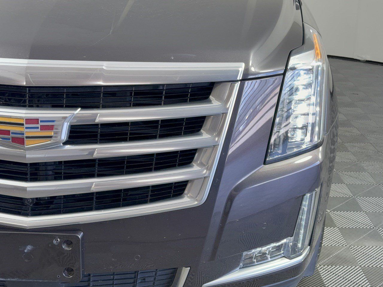 Used 2016 Cadillac Escalade ESV Premium RWD image 12