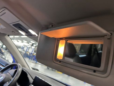 Used 2024 Honda CR-V EX-L image 30