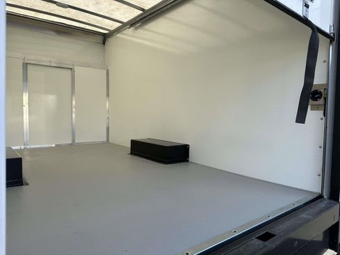 New 2025 Chevrolet Express 3500 w/ Power Convenience Package image 21