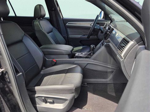 Used 2021 Volkswagen Atlas Cross Sport SEL FWD image 21