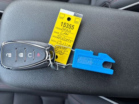 Used 2023 Chevrolet TrailBlazer RS image 31