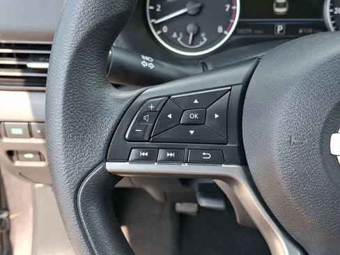 Used 2023 Nissan Sentra SV FWD image 21