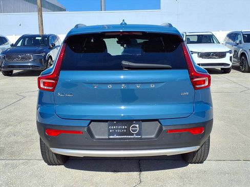 Certified 2023 Volvo XC40 B4 Plus w/ Driver Assist Package image 6