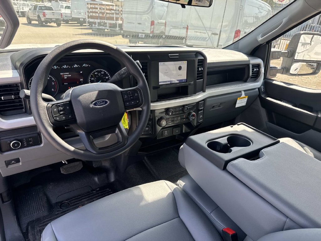New 2026 Ford F350 XL w/ XL Chrome Package AWD/4WD image 13