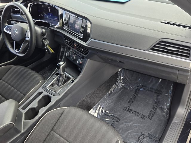 Used 2024 Volkswagen Jetta Sport FWD image 16
