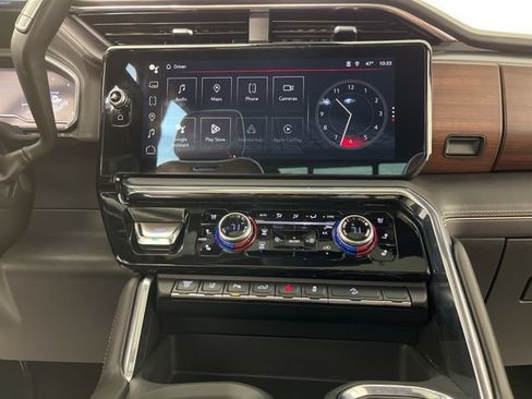 Used 2025 GMC Sierra 2500 Denali Ultimate w/ Max Trailering Package image 24