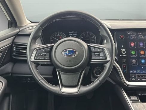 Used 2024 Subaru Outback Premium AWD/4WD image 13