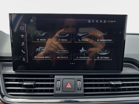 Used 2023 Audi Q5 2.0T Premium Plus AWD/4WD image 24