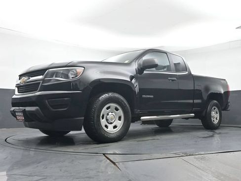 Used 2017 Chevrolet Colorado W/T w/ WT Convenience Package AWD/4WD image 22