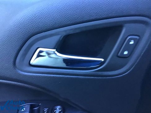 Used 2022 Chevrolet Colorado LT w/ Fleet Safety Package image 22