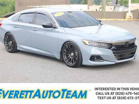 Used 2022 Honda Accord Sport image 1