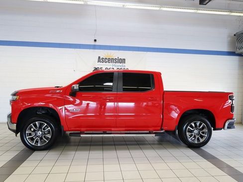 Used 2020 Chevrolet Silverado 1500 LT w/ Texas Edition image 3