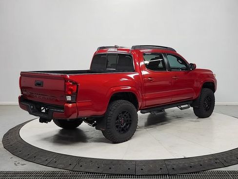 Used 2019 Toyota Tacoma SR w/ SR Convenience Package AWD/4WD image 7