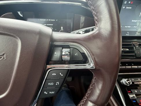 Used 2021 Lincoln Navigator L Black Label w/ Cargo Convenience Package image 27