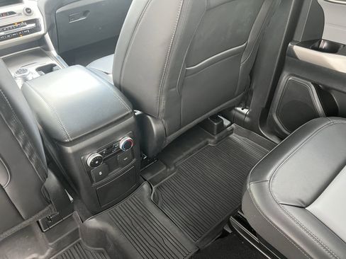 Used 2023 Ford Explorer XLT w/ Equipment Group 202A image 16