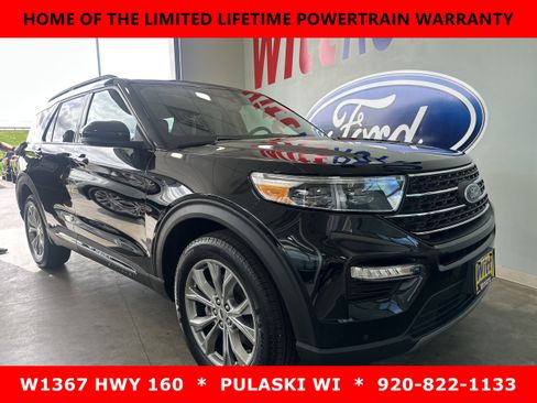 Used 2023 Ford Explorer XLT w/ Equipment Group 202A AWD/4WD image 3