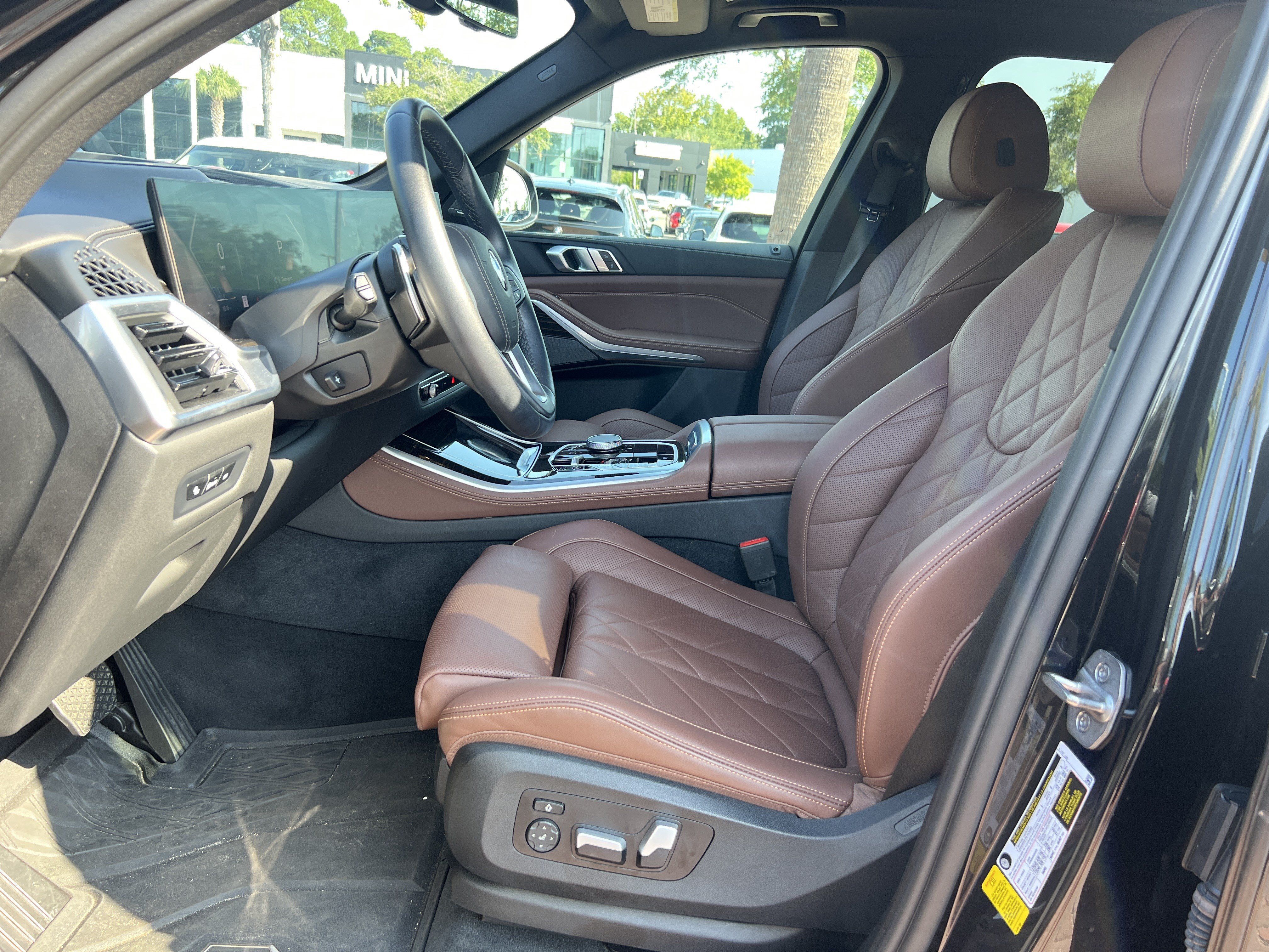 Used 2024 BMW X5 sDrive40i w/ Premium Package RWD image 16