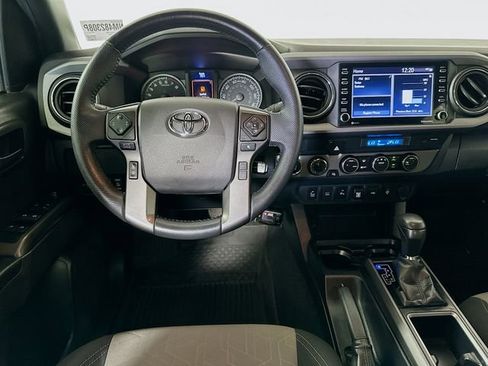 Certified 2022 Toyota Tacoma TRD Sport image 22