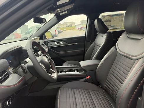 New 2026 Ford Explorer ST-Line AWD/4WD image 9
