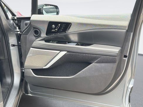 Certified 2025 Cadillac Optiq Sport 2 AWD/4WD image 28
