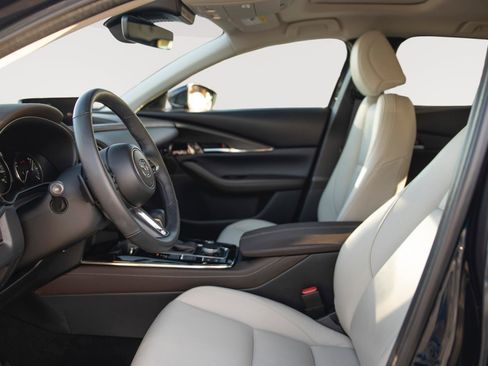 Certified 2025 MAZDA CX-30 2.5 Turbo w/ Premium Package image 2