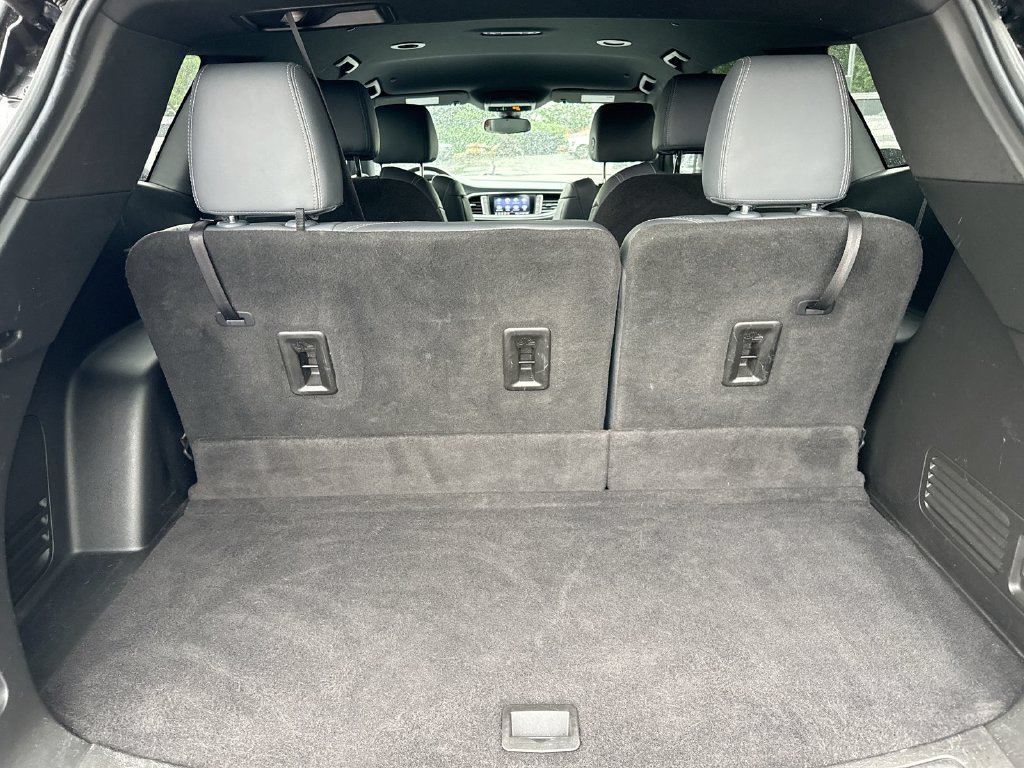 Used 2023 Buick Enclave Essence FWD image 24