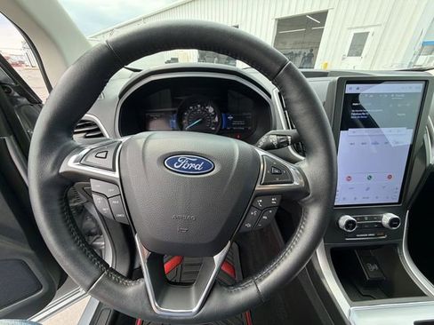 Used 2022 Ford Edge SEL w/ Convenience Package AWD/4WD image 13