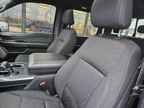 Certified 2022 Ford F150 XLT w/ Equipment Group 302A High image 18