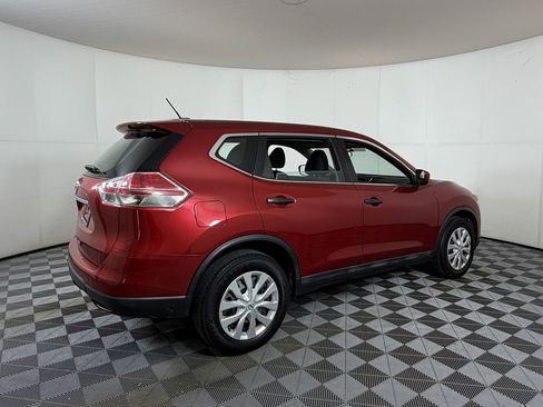 Used 2016 Nissan Rogue S image 4