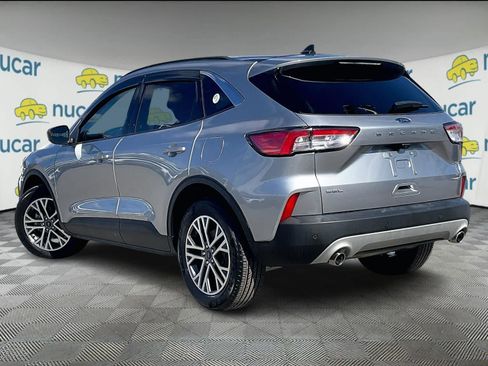 Used 2022 Ford Escape SEL w/ Technology Package image 4