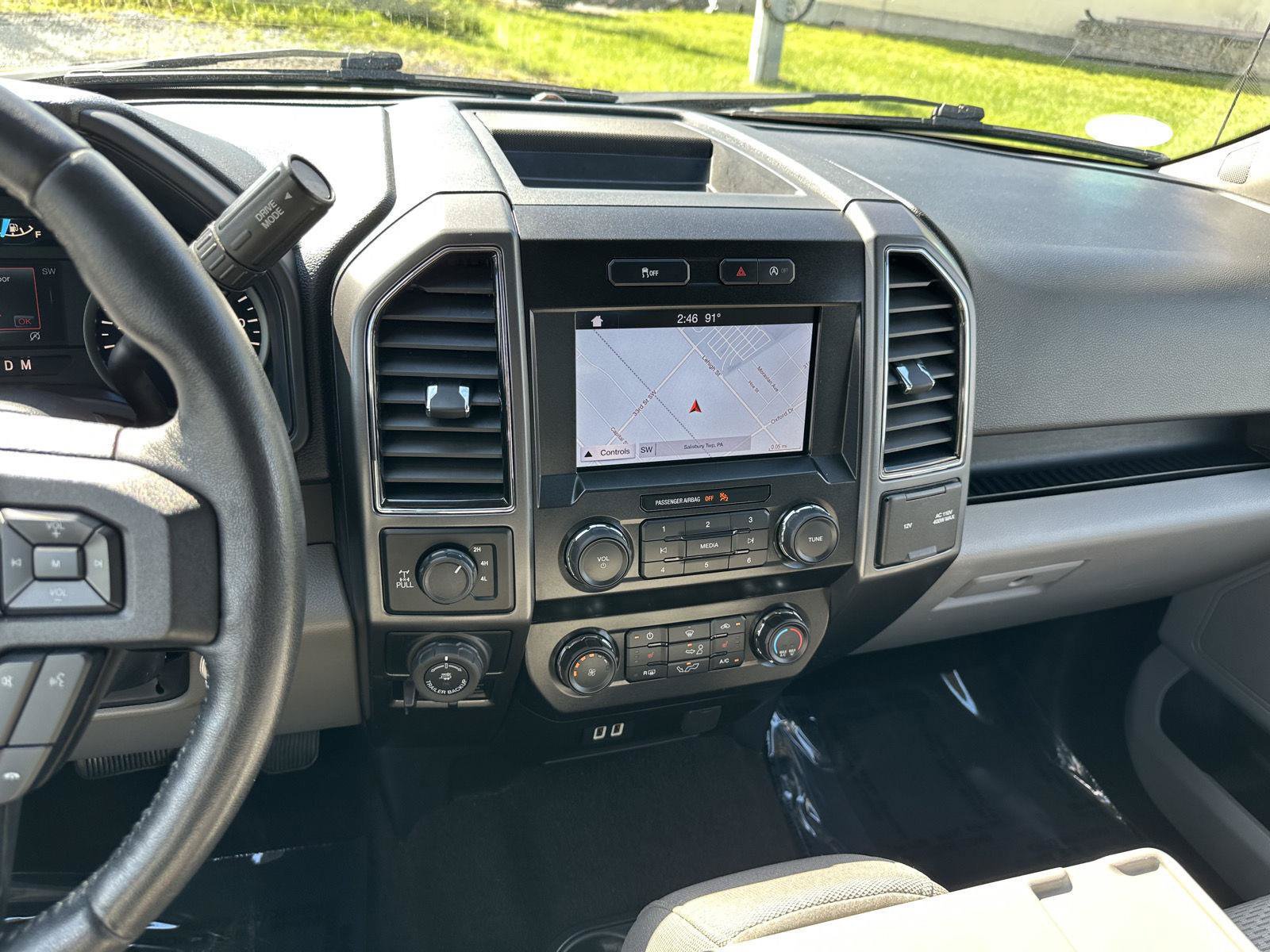 Used 2019 Ford F150 XLT w/ Equipment Group 302A Luxury AWD/4WD image 23